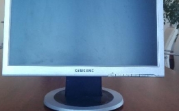 ASSEGNATO - Monitor 17" Samsung 710N D (COD 01)